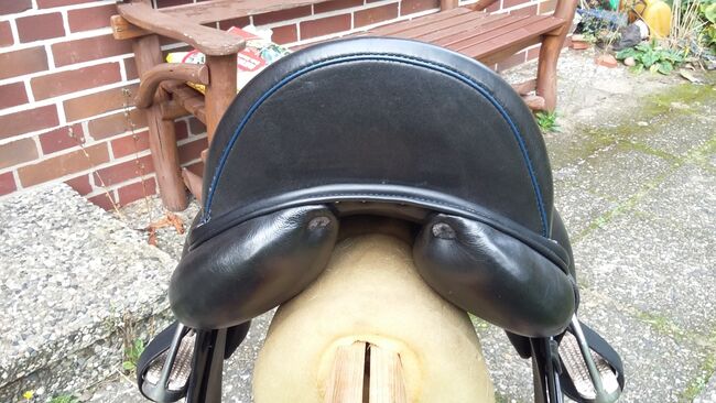 Dressursattel Euroriding Achat neuwertig, Euroriding Achat, Conny, Dressage Saddle, Celle, Image 3