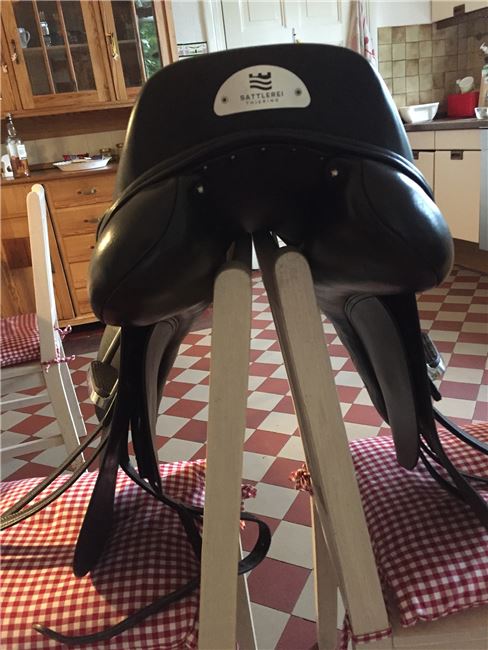 Dressursattel der Firma Thiering, Thiering, Cathrin, Dressage Saddle, Ratzeburg , Image 2