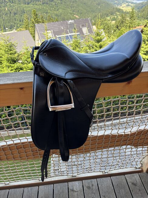 Dressursattel Genesis von Stübben, Stübben Genesis biomex, Pamela Nikolay, Dressage Saddle, Feldberg , Image 3