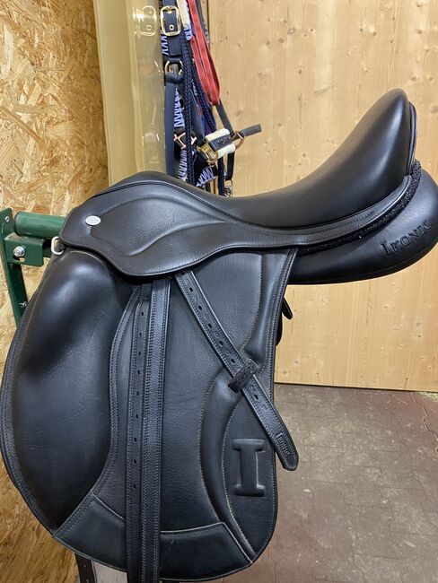 Dressursattel Ikonic Evo Monoblatt, Ikonic Evo. , Daniela, Dressage Saddle, Bauma