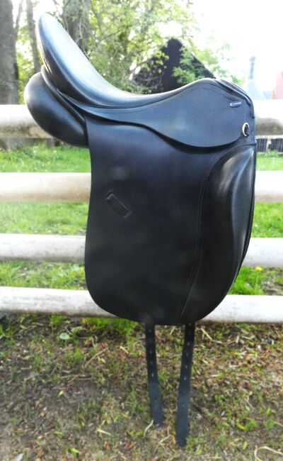 Dressursattel JADE von Euroriding (17,5 "), Euroriding JADE, CN, Dressage Saddle, Altusried