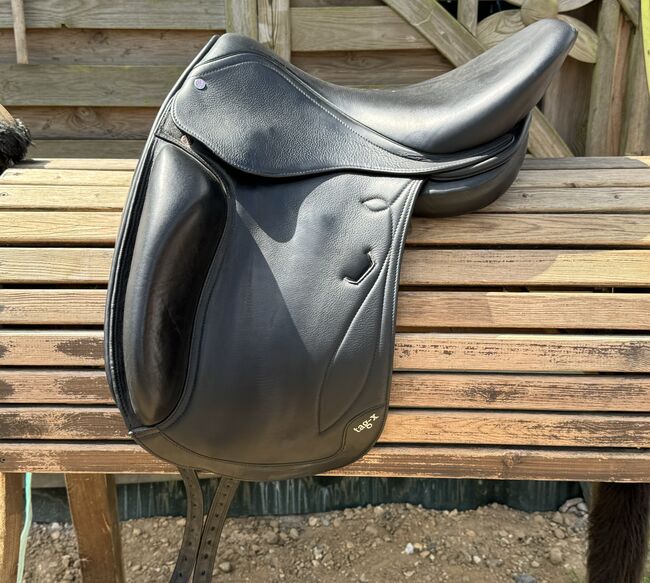 Dressursattel JH Reitsport (Josef Hildmann) "Tag X", JH Reitsport (Josef Hildmann) Tag X, Nicolas , Dressage Saddle, Ratekau 