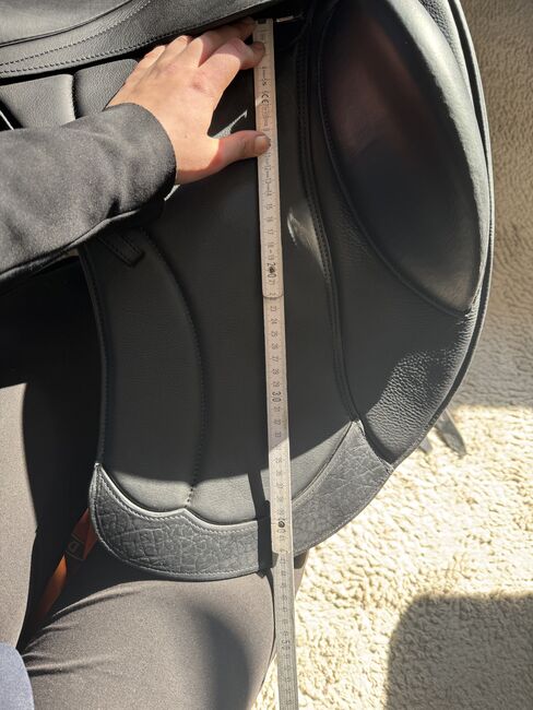 Dressursattel Jorge Canaves P3 BA, Jorge Canaves  P3 BA , Gina Magliani , Dressage Saddle, Hademstorf , Image 12