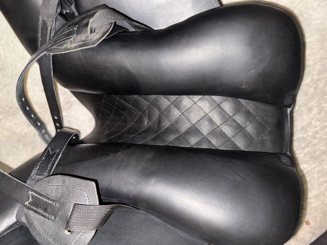 Dressursattel Jorge Canaves P3 BA, Jorge Canaves  P3 BA , Gina Magliani , Dressage Saddle, Hademstorf , Image 4