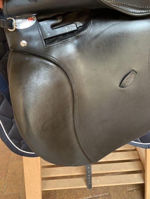Dressursattel Kieffer Inzell, Kieffer Inzell Größe 17 , Leonie Reber , Dressage Saddle, Murrhardt , Image 5