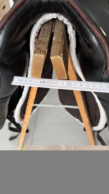 Dressursattel Kieffer Paris 17" in doubliertem Leder, normale Kammer, Kieffer Paris Exclusiv, Gabriele Fiethen, Dressage Saddle, Zirndorf, Image 9