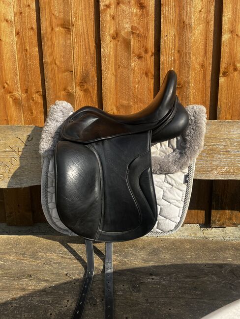 Dressursattel Kingsley D4 17“, Kingsley D4, Angela, Dressage Saddle, Sonnenbühl, Image 2