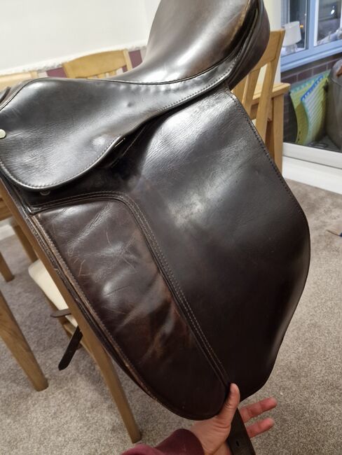 Dressage saddle- Leather spring tree, Ellise, Siodła ujeżdżeniowe, Worksop , Image 3