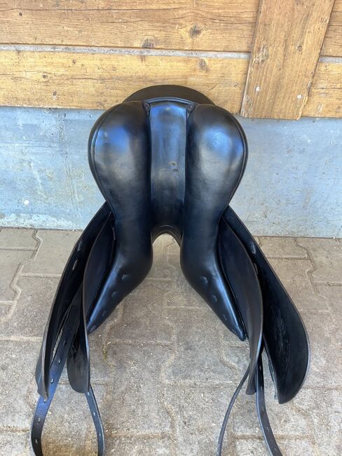Dressursattel Leonardo Prestige 17'' KW 33, Prestige  Leonardo , Veronika Auer-Traidl, Dressage Saddle, Kirchseeon, Image 6