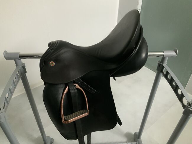 Dressursattel Niedersüß Overtüre Victoria, Niedersüß Overtüre Victoria, Doris, Dressage Saddle, Deutsch-Wagram, Image 2