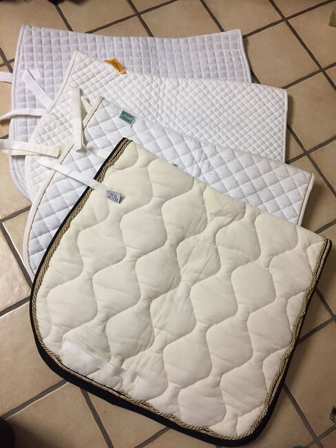 Dressurschabracken und eine Vielseitigkeitsschabracke, Katharina , Dressage Pads, Kamen