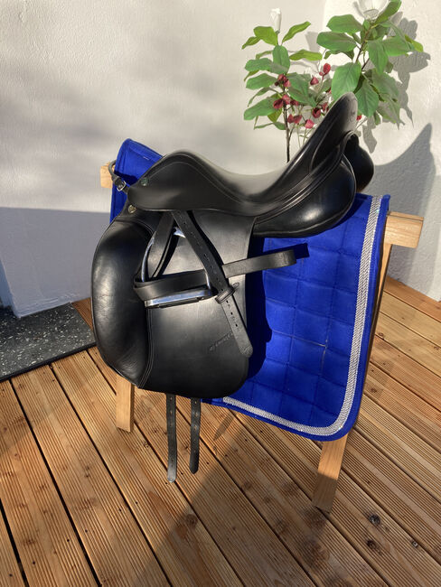 Dressursattel, Prestige Top Dressage 17/34 + 2cm, Knuth-Hansen Nitsche, Dressage Saddle, Aalen