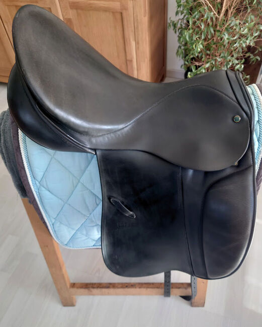 Dressursattel Stübben 17", Stübben, Janina Beilfuß, Dressage Saddle, Ahrensbök, Image 3
