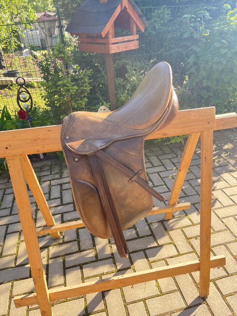 Dressursattel Stübben Krefeld 17,5 Zoll, Stübben Krefeld, Alicia Roeder, Dressage Saddle, Oelsnitz