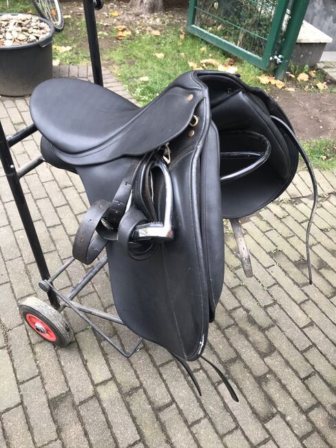 Dressursattel Wintec 500 16,5” + inkl. 2 Kopfeisen und Steigbügel, Wintec 500, Cheyenne Held, Dressage Saddle, Dormagen, Image 8