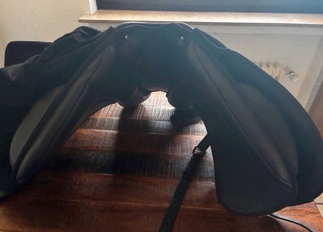 Dressursattel mit grünen Kopfeisen, Waldhausen , Lisa-Marie Rödel, Dressage Saddle, Marienheide , Image 3