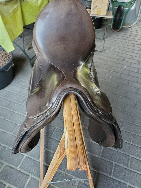 Dressursattel mit sehr enger Kammer, Kent, Sabine Körner, Dressage Saddle, Altenmedingen, Image 2