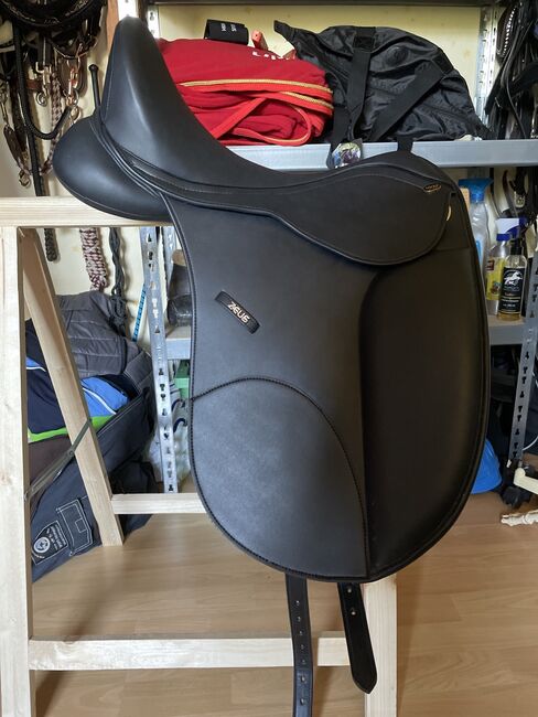 Dressursattel Zeus Premium NEU, HKM  Zeus Canyon , Vivien Mickan , Dressage Saddle, Neuenhaus 