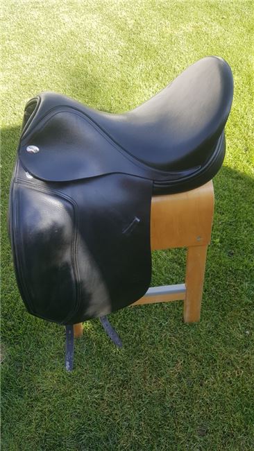 Dressur Sattel Jaguar/Harry Dabbs, Jaguar, Katharina Wiesler, Dressage Saddle, Ballrechten-Dottingen, Image 3