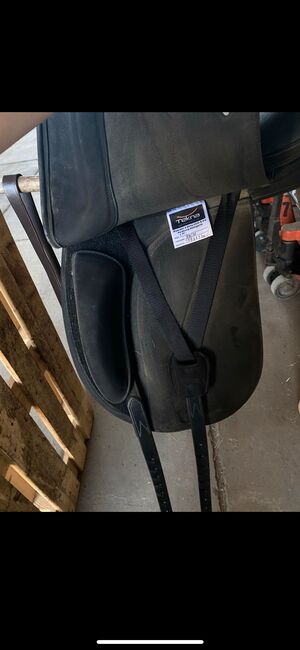 Dressur Sattel von Tekna, Tekna  Dressur , Melissa Najmann, Dressursattel, Amt Wachsenburg, Abbildung 3