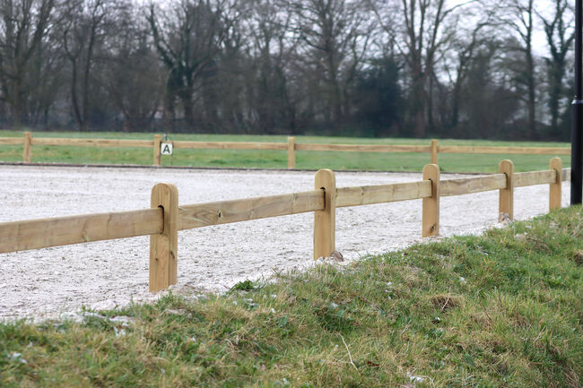 Dressurplatz | Reitplatzzaun Holz | Dressurviereck Holz, Rutjes Pferdeboxen und Zäune, Riding Arena, Goor