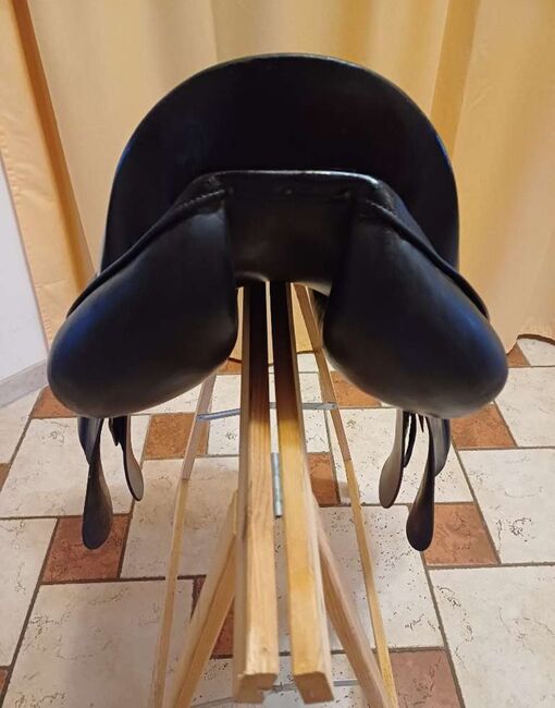 Dressursattel 17 Zoll, Spirig, Verena, Dressursattel, Kirchschlag, Abbildung 3