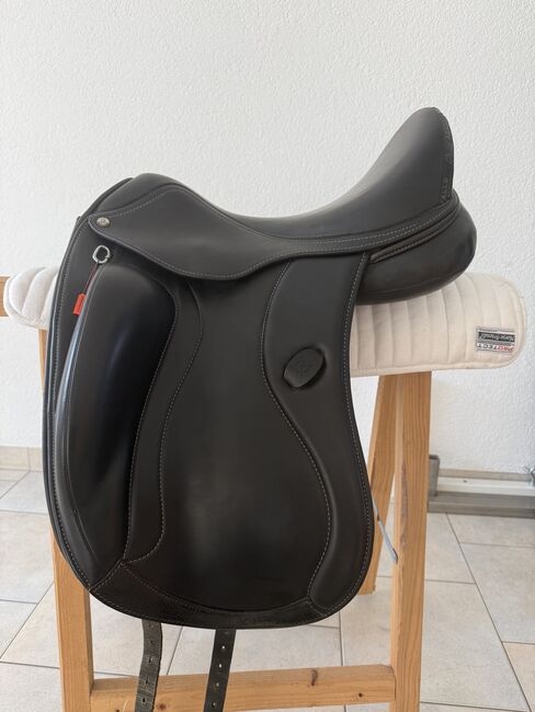 Dressursattel Acavallo Raffaello 18“ Monoblatt, Acavallo Raffaello , J. Hark , Dressursattel, Erkelenz 