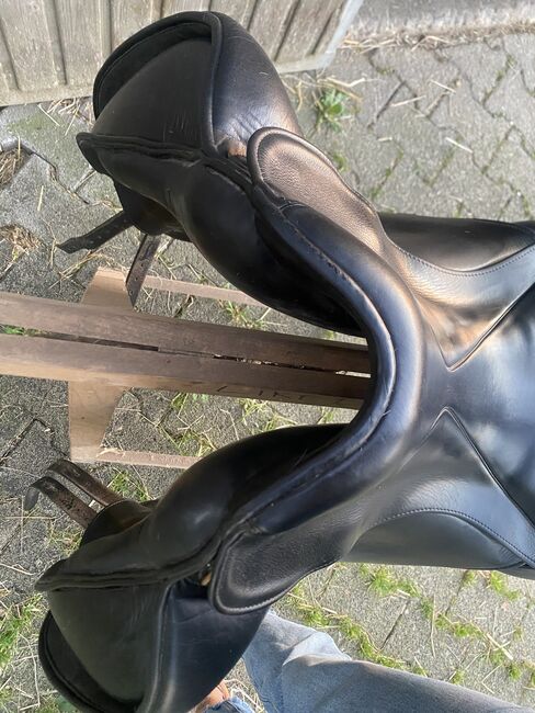 Dressursattel Fichtbauer, Fichtbauer Dressur, Manon Kiok, Dressursattel, Riehen, Abbildung 5