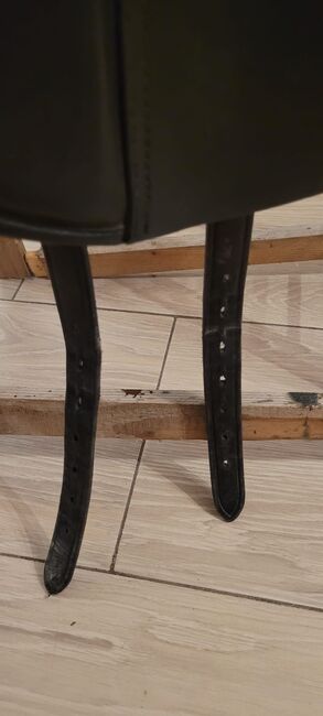 Dressursattel,  Hennig, schwarz,  17,5 Zoll, Hennig, Dörte, Dressursattel, Bernau, Abbildung 6