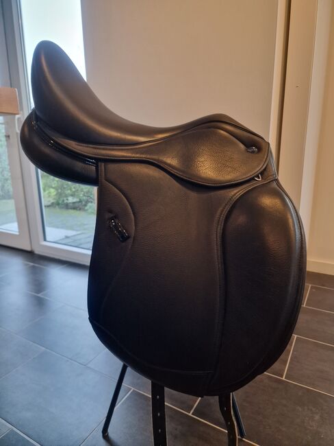 Dressursattel Ikonic, Bianca , Dressage Saddle, Herzlake