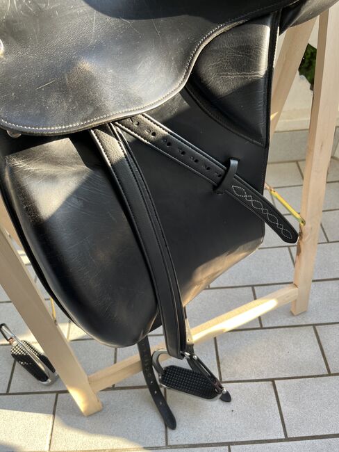 Dressursattel von Kieffer 17.5“, Kieffer, Vanessa, Dressursattel, Wiesendangen , Abbildung 4