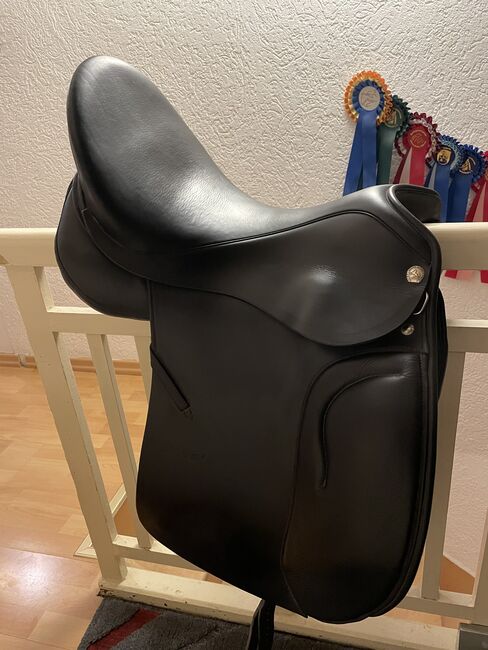 Dressursattel Sommer 17“, Sommer Opus 1, Natalie, Dressage Saddle, Gelnhausen 