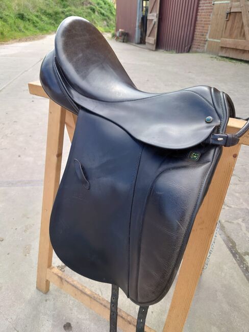 Dressursattel Stübben 17", Stübben, Janina Beilfuß, Dressursattel, Ahrensbök, Abbildung 6