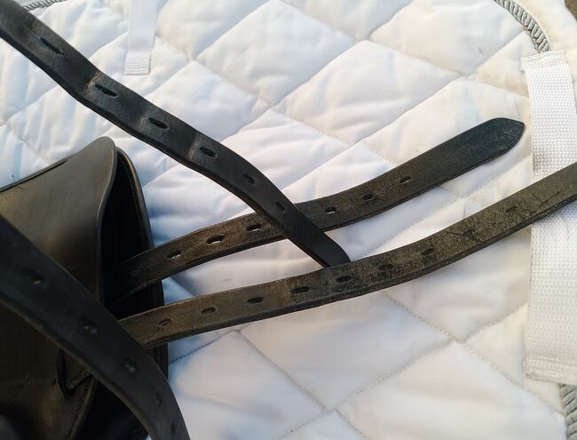 Dressursattel Tech1, ErrePlus, 17 Zoll, Tech1 Dressursattel, Elli, Dressursattel, Schöneck, Abbildung 2