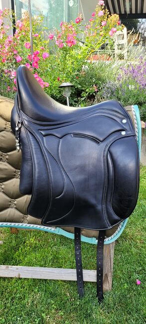 Dressursattel Trekkingsattel Thiel Bayo 18 Zoll neuwertig NP2900, Thiel Bayo, Ulrike, Dressursattel, Hagen