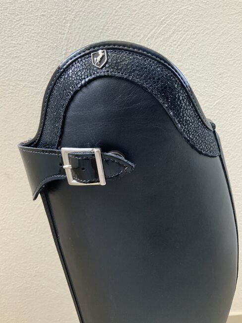 Dressurstiefel, Healthy Horses Maßanfertigung, Kramer, Reitstiefel, Großmaischeid, Abbildung 2