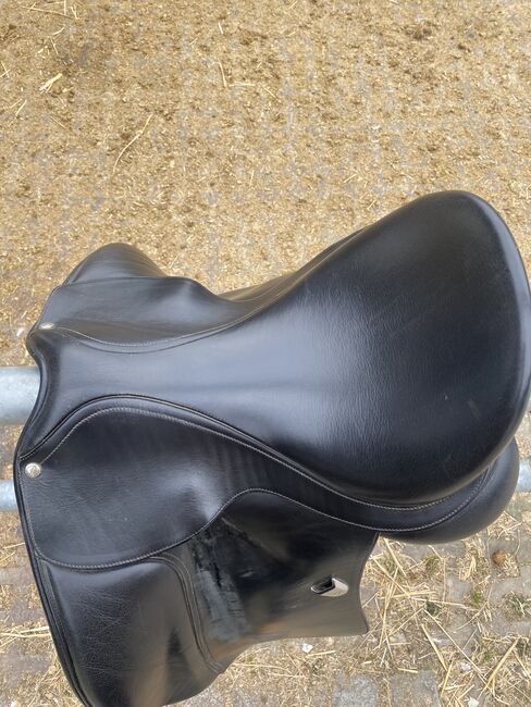 Dressursattel Bates 17 Zoll, Bates  Bates Cair , Glos Nelly , Dressage Saddle, München, Image 2