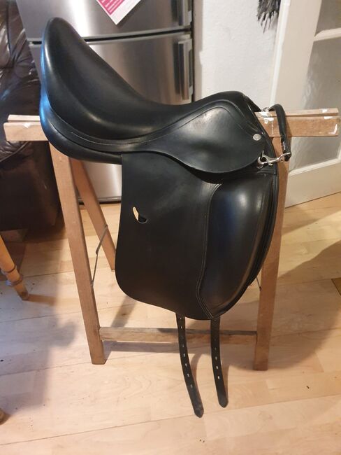 Dressursattel 17,5, Equipe Emporio, Jassica Richter , Dressage Saddle, Utting