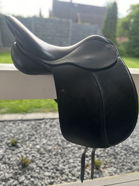 Dressursattel 17 Zoll Fieldhouse, Fieldhouse , Mantzel, Dressage Saddle, Suhlendorf 