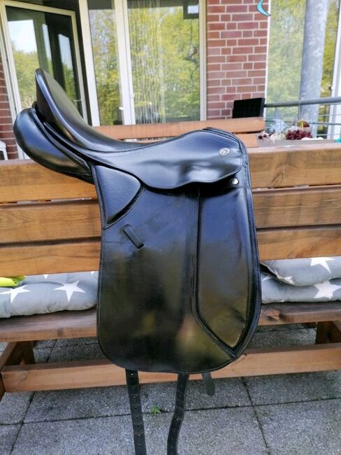 Dressursattel 17 zoll, Kieffer  Excellent , Anne Urbach , Dressage Saddle, Dormagen 