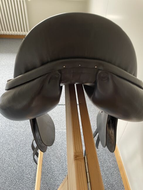 Dressursattel 17 Zoll - Peter Menet x Felix Bühler, Peter Menet x Felix Bühler, Noëlle, Dressage Saddle, Gossau SG, Image 3