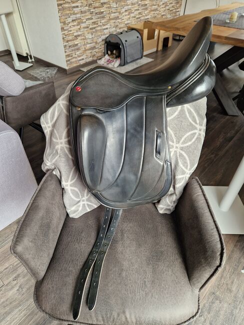 Dressursattel Albion Fabrento 17 Zoll, Albion Fabrento Adjusta Tree, Kristin, Dressage Saddle, Wilhelmshaven