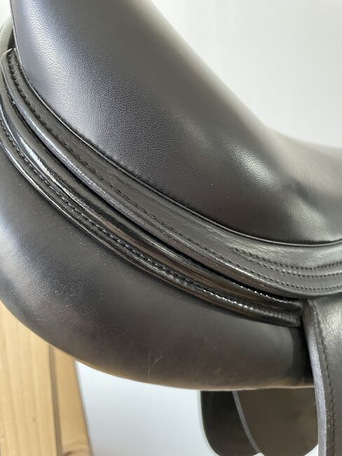 Dressursattel Amerigo Pasubio Pinerolo 17,5 Zoll, Amerigo Pasubio, Antonia Bonn, Dressage Saddle, Alsfeld, Image 3