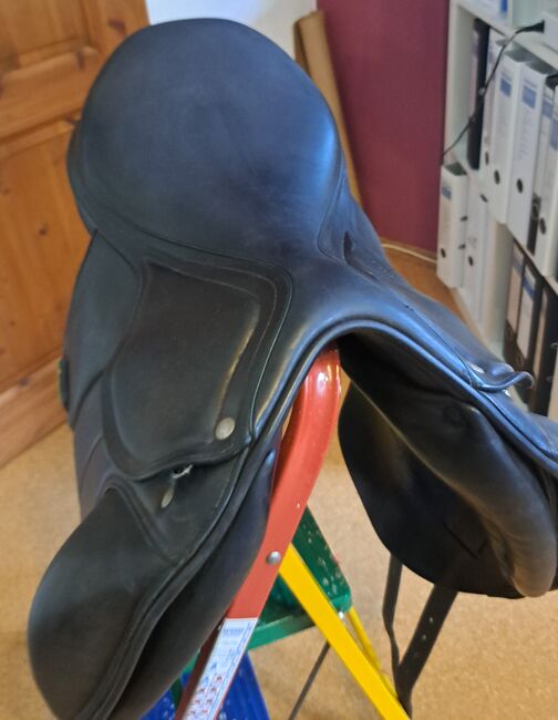 Dressur-Sattel - Amerigo Vega Special - 17 Zoll - mit Zubehör, Amerigo Vega Special, Wiechmann, Dressage Saddle, Celle, Image 2