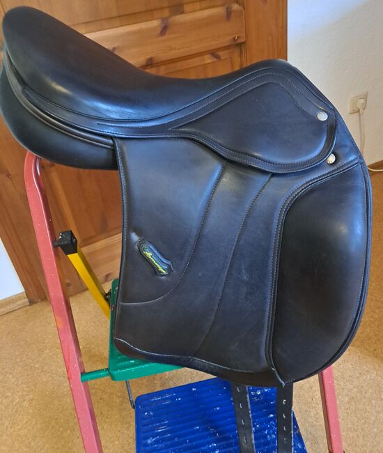 Dressur-Sattel - Amerigo Vega Special - 17 Zoll - mit Zubehör, Amerigo Vega Special, Wiechmann, Dressage Saddle, Celle, Image 3