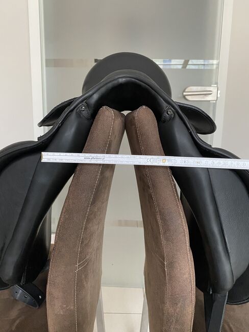 Dressursattel ARR / Schöneich / Stübben, schwarz, 17 Zoll mit Sattelschoner, Stübben in Zusammenarbeit mit Familie Schöneich (ARR) und dem Sattler Christoph Hubertus, J.R., Dressage Saddle, Bedburg-Hau , Image 10