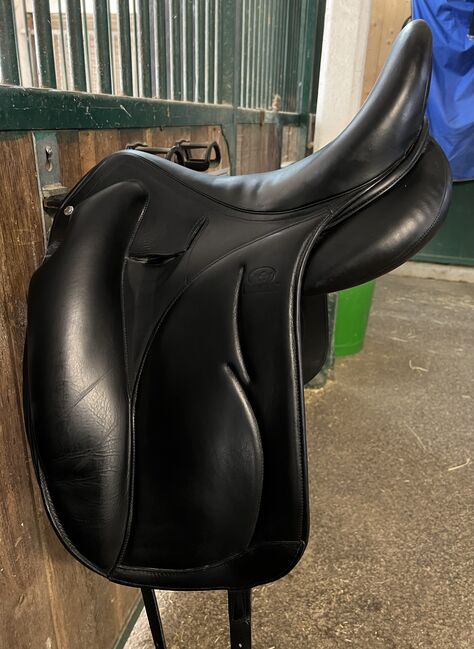 Dressursattel Devoucoux Makila Lab, Devoucoux Makila Lab, Miriam Schiffl-Hardt, Dressage Saddle, Seekirchen