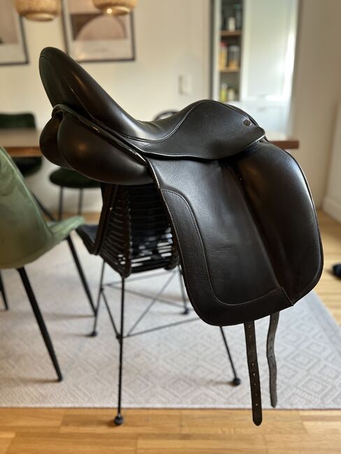 Dressursattel Dresch XT Flat Verdades 17,5 Schwarz Monoblatt Lack, Dresch XT Flat Verdades , Kim Dana, Dressage Saddle, München, Image 2