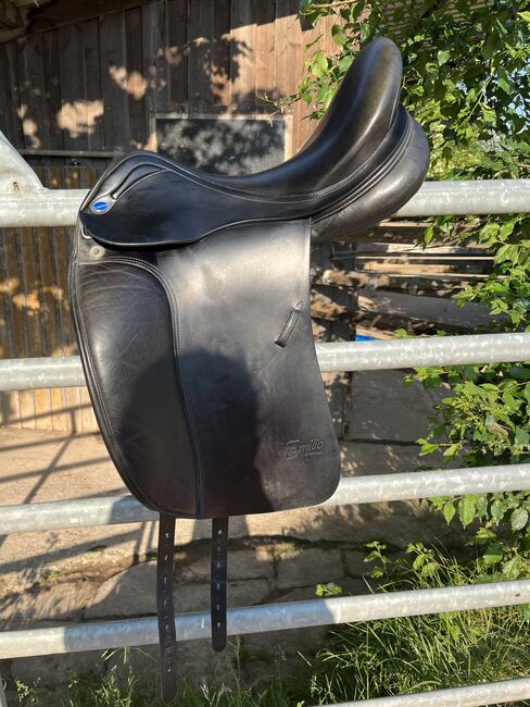 Dressursattel Emilio, Euroriding/Prestige Emilio, Lena Deutsch, Dressage Saddle, Schlitz