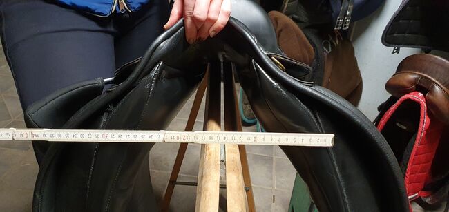 Dressursattel Kentaur Ithaka 17,5 Zoll, Kentaur Ithaka, Lisa Kaufmann , Dressage Saddle, Horka, Image 2